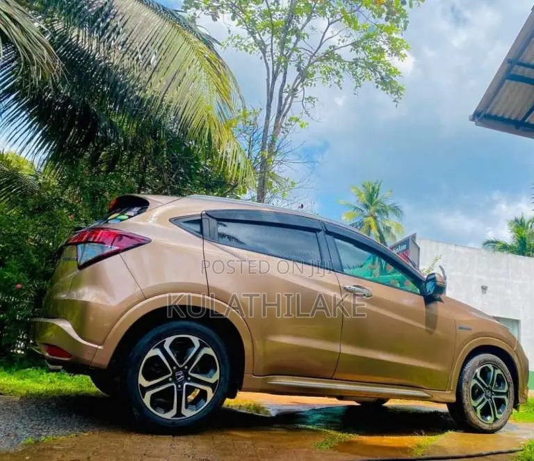 Honda Vezel 2016 SUV (Used)