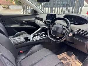 Peugeot 5008 GT LINE 2018 SUV (Used)