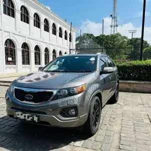 Kia SORENTO 2011 SUV (Used)