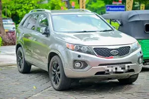 Kia SORENTO 2011 SUV (Used)