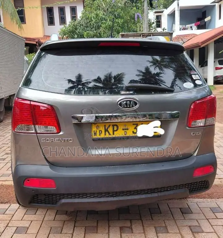 Kia Sorento 2011 SUV (Used)