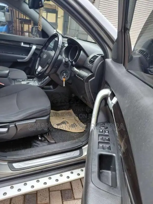 Kia Sorento 2011 SUV (Used)