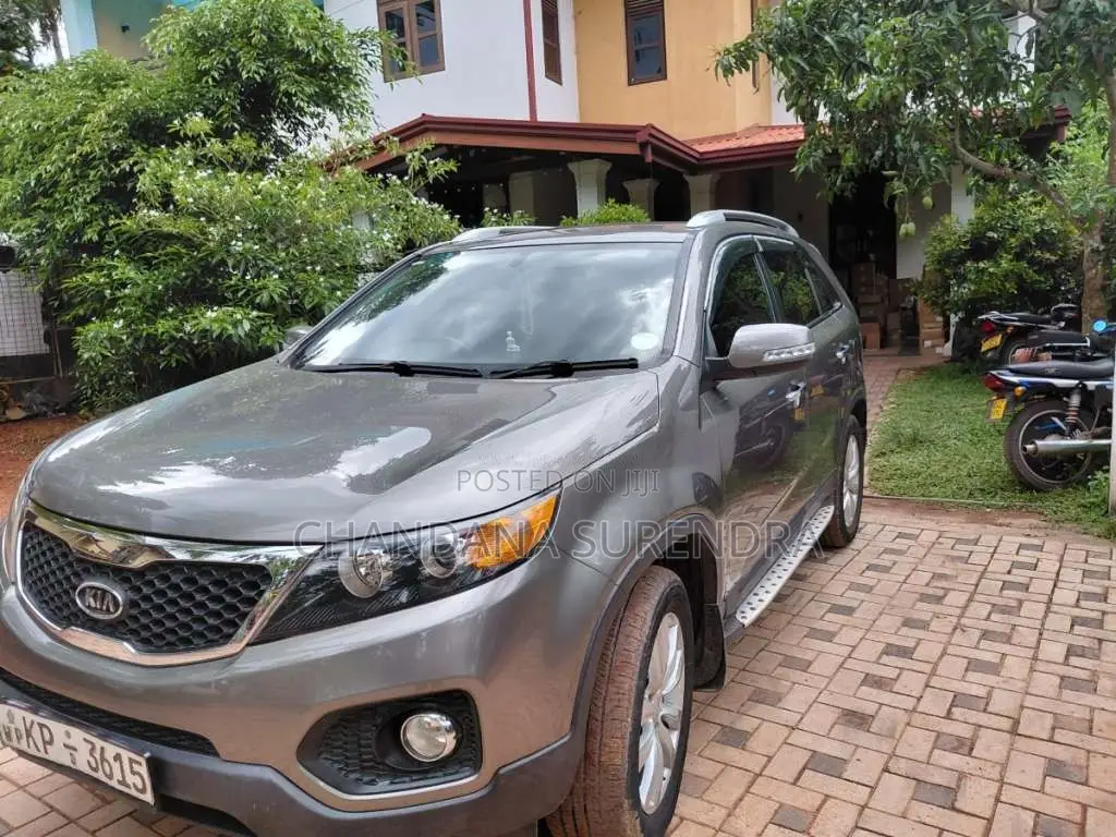 Kia Sorento 2011 SUV (Used)