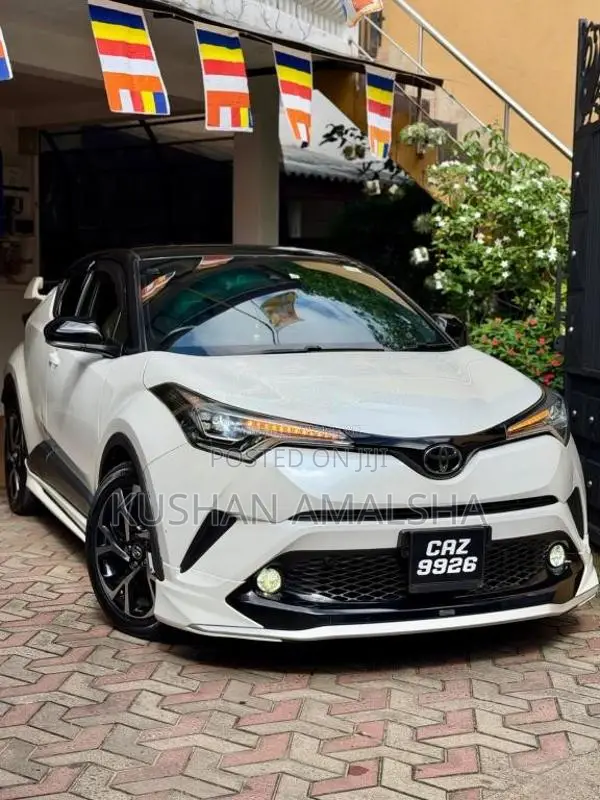 Toyota CHR 2018 SUV (Used)