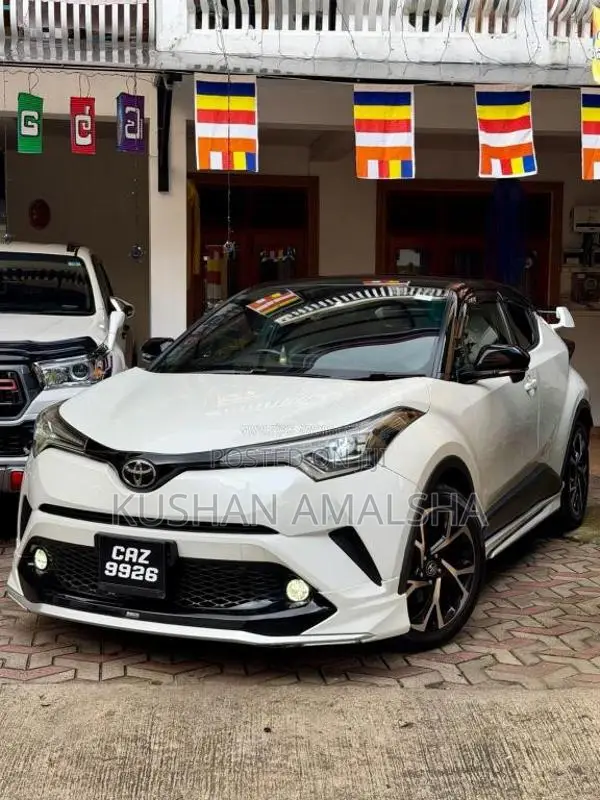 Toyota CHR 2018 SUV (Used)