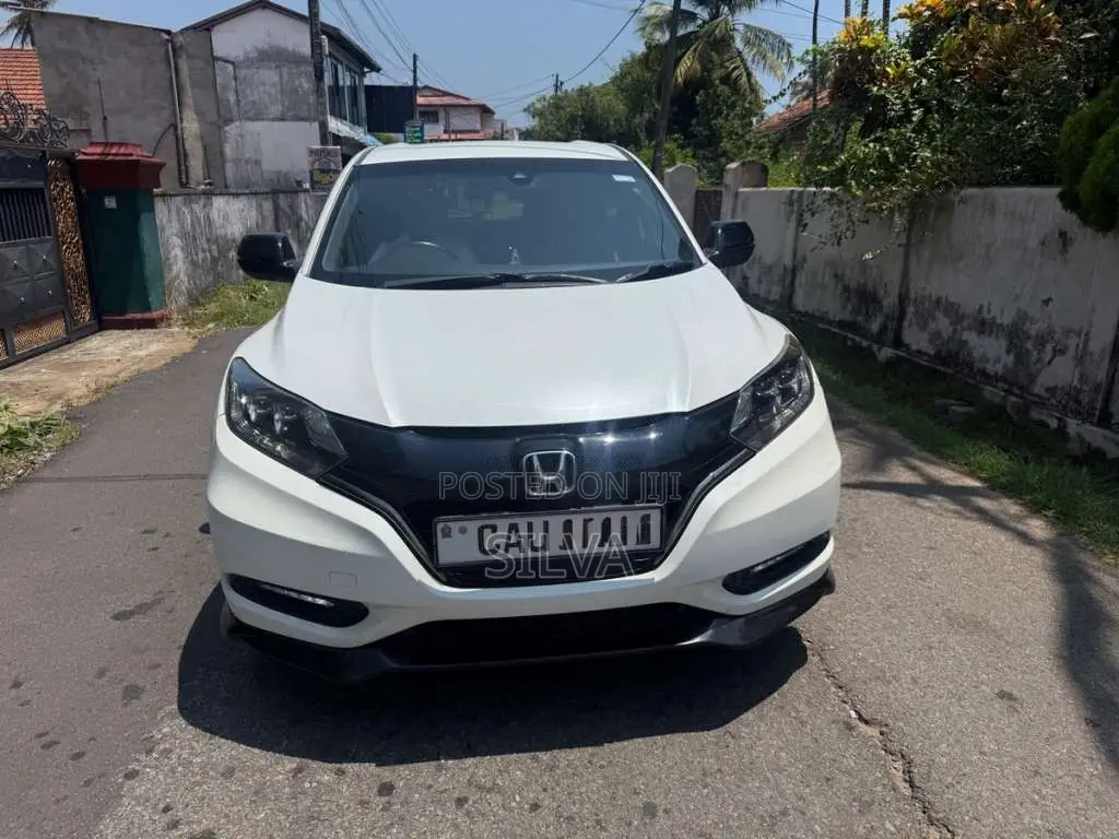Honda Vezel Rs Sensing 2017 SUV (Used)