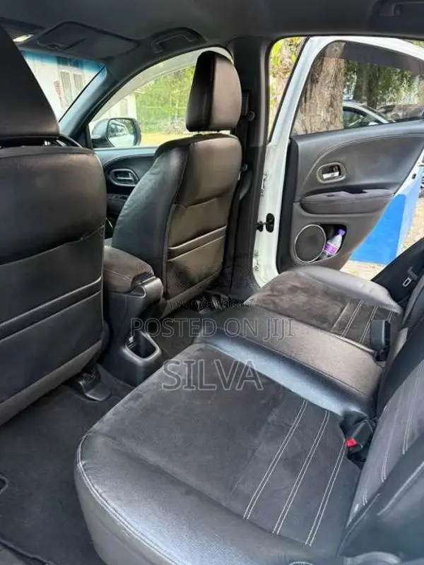 Honda Vezel Rs Sensing 2017 SUV (Used)