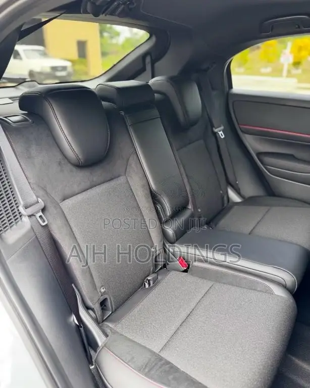 Honda Vezel RS PREMIUM 2026 SUV Brand New