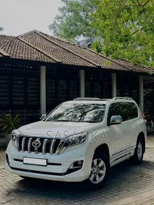 Toyota Prado 2015 SUV (Used)
