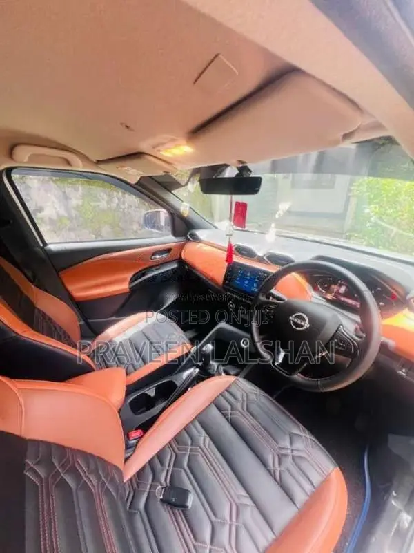 Nissan Magnite 2025 SUV (Used)