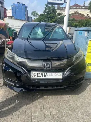 Honda Vezel 2017 SUV (Used)