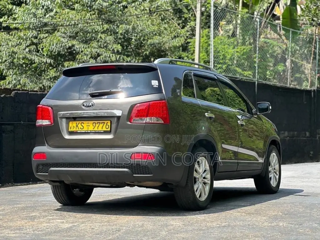 Kia Sorento 2012 SUV (Used)