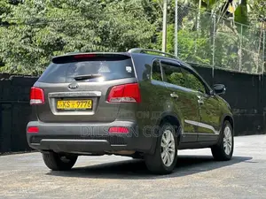 Kia Sorento 2012 SUV (Used)