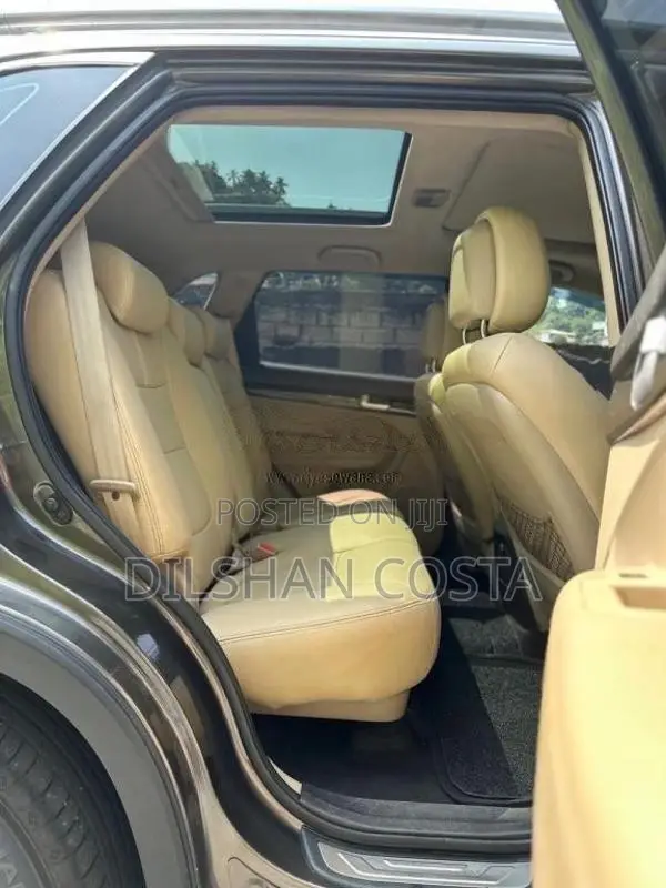 Kia Sorento 2012 SUV (Used)