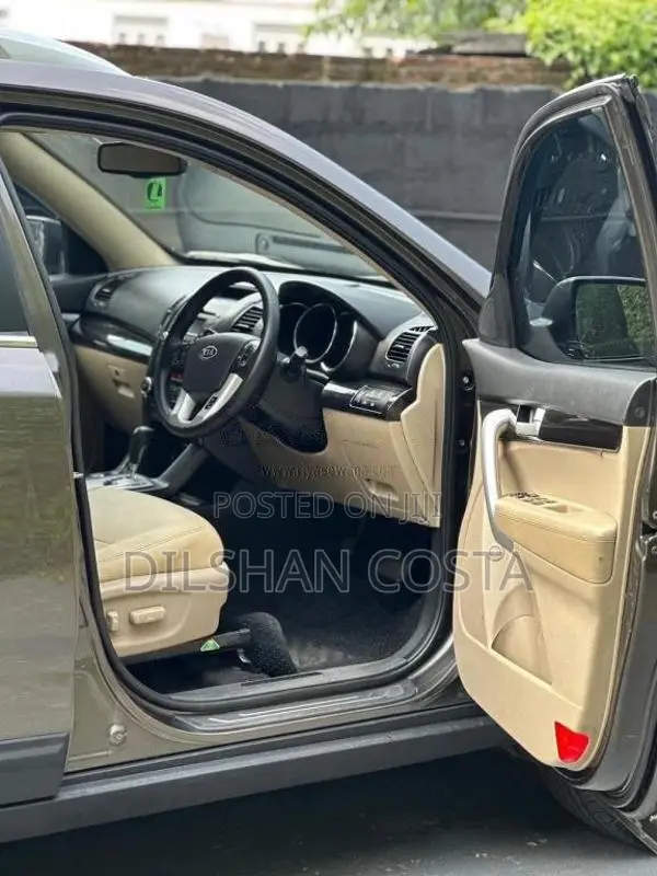 Kia Sorento 2012 SUV (Used)