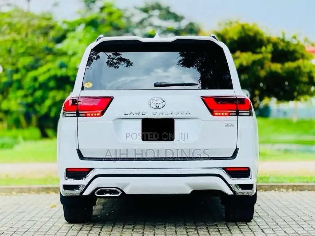 Toyota Land Cruiser LC300 ZX 2026 SUV Brand New