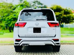 Toyota Land Cruiser LC300 ZX 2026 SUV Brand New