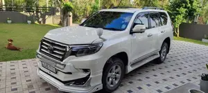 Toyota Land Cruiser 2013 SUV (Used)