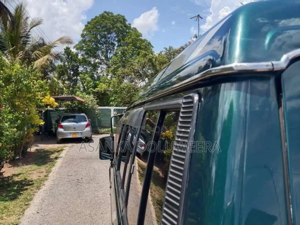 Mitsubishi Pajero 1988 SUV (Used)