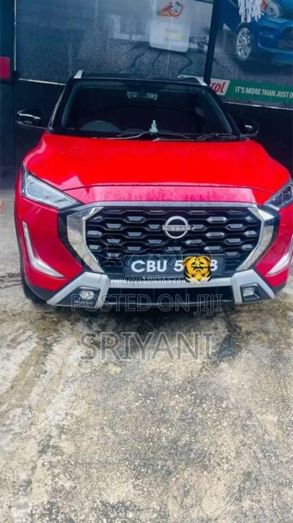 Nissan Magnite 2025 SUV (Used)