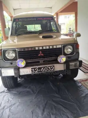 Mitsubishi Pajero 1988 SUV (Used)