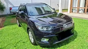 Micro Tivoli 2015 SUV (Used)