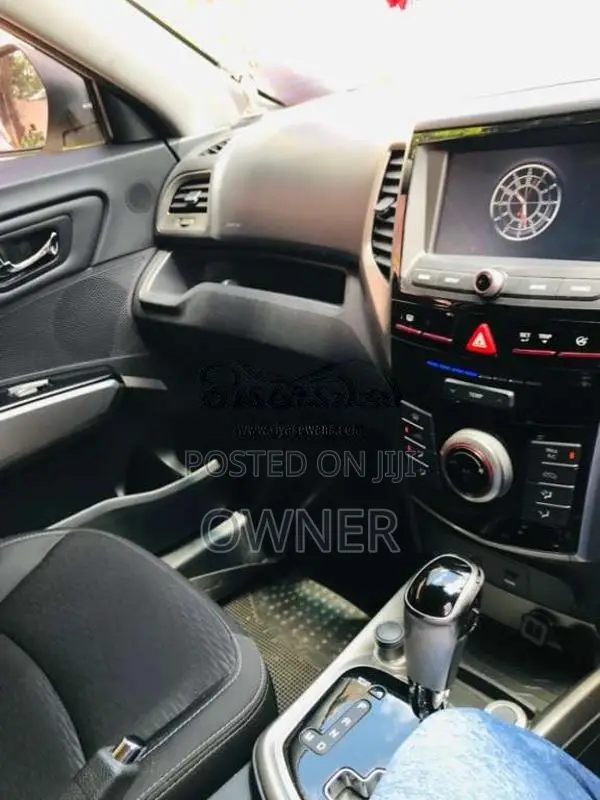 Micro Tivoli 2017 SUV (Used)
