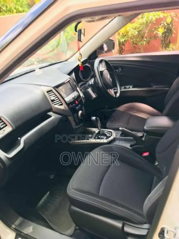 Micro Tivoli 2017 SUV (Used)