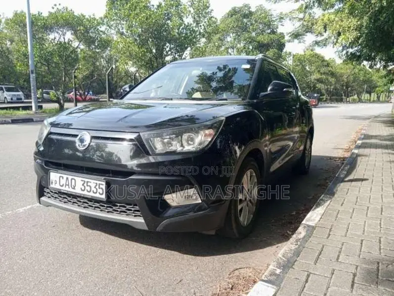 Micro Tivoli 2016 SUV (Used)