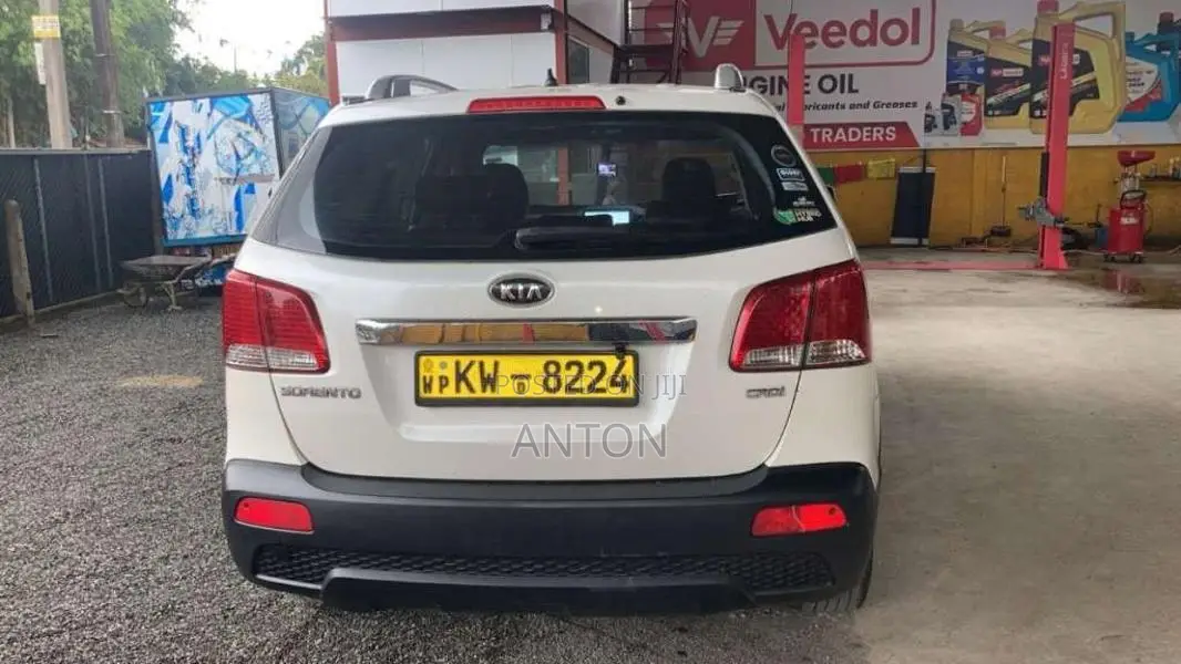 Kia Sorento 2011 SUV (Used)