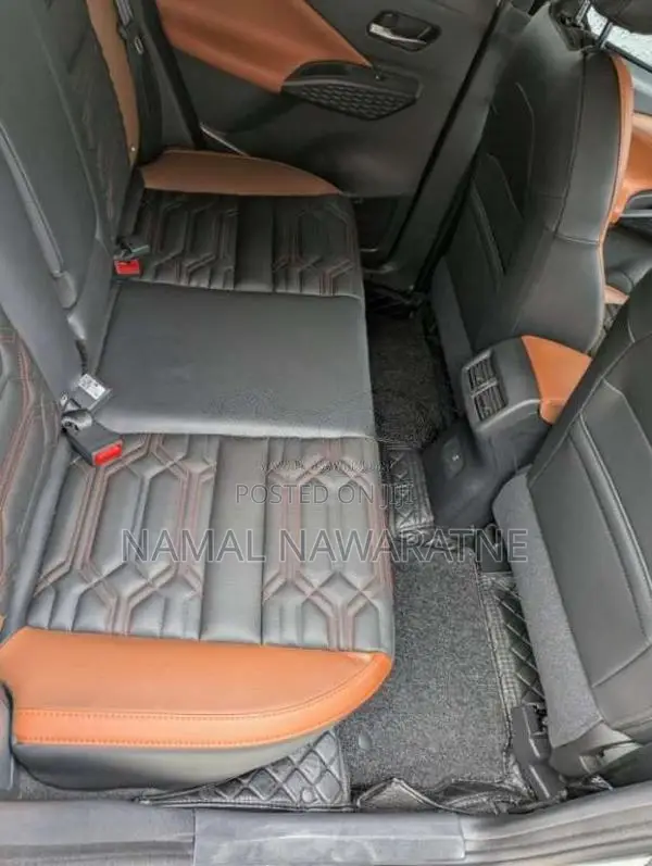 Nissan Magnite 2025 SUV (Used)