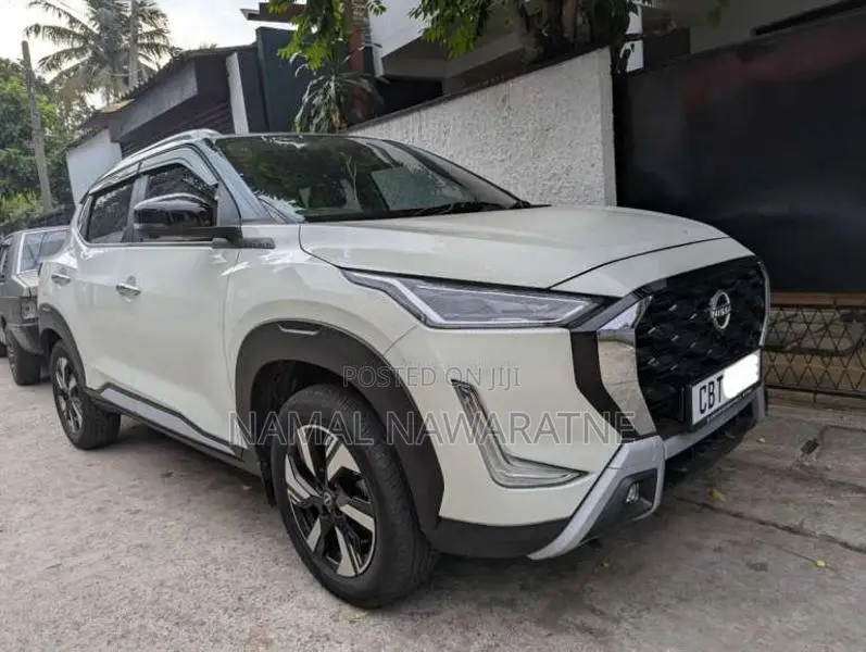 Nissan Magnite 2025 SUV (Used)