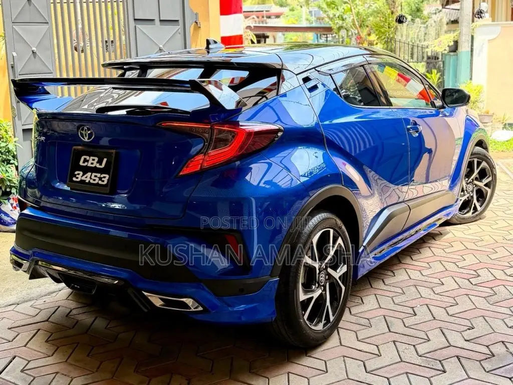 Toyota CHR NGX 10 2020 SUV (Used)