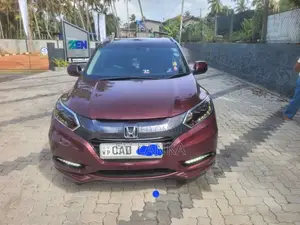 Honda Vezel 2014 SUV (Used)