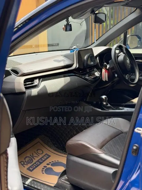 Toyota CHR NGX 10 2020 SUV (Used)