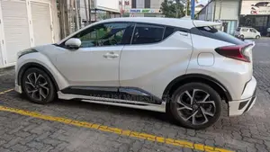 Toyota CHR 2018 SUV (Used)