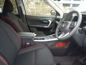 Toyota Raize 2025 SUV (Used)
