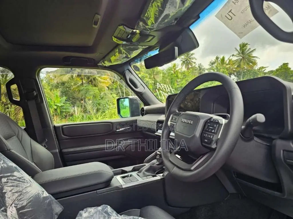 Toyota Land Cruiser Prado 250 LC250 VX 2026 SUV Brand New