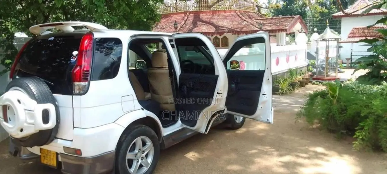 Toyota CAMI 2000 SUV (Used)