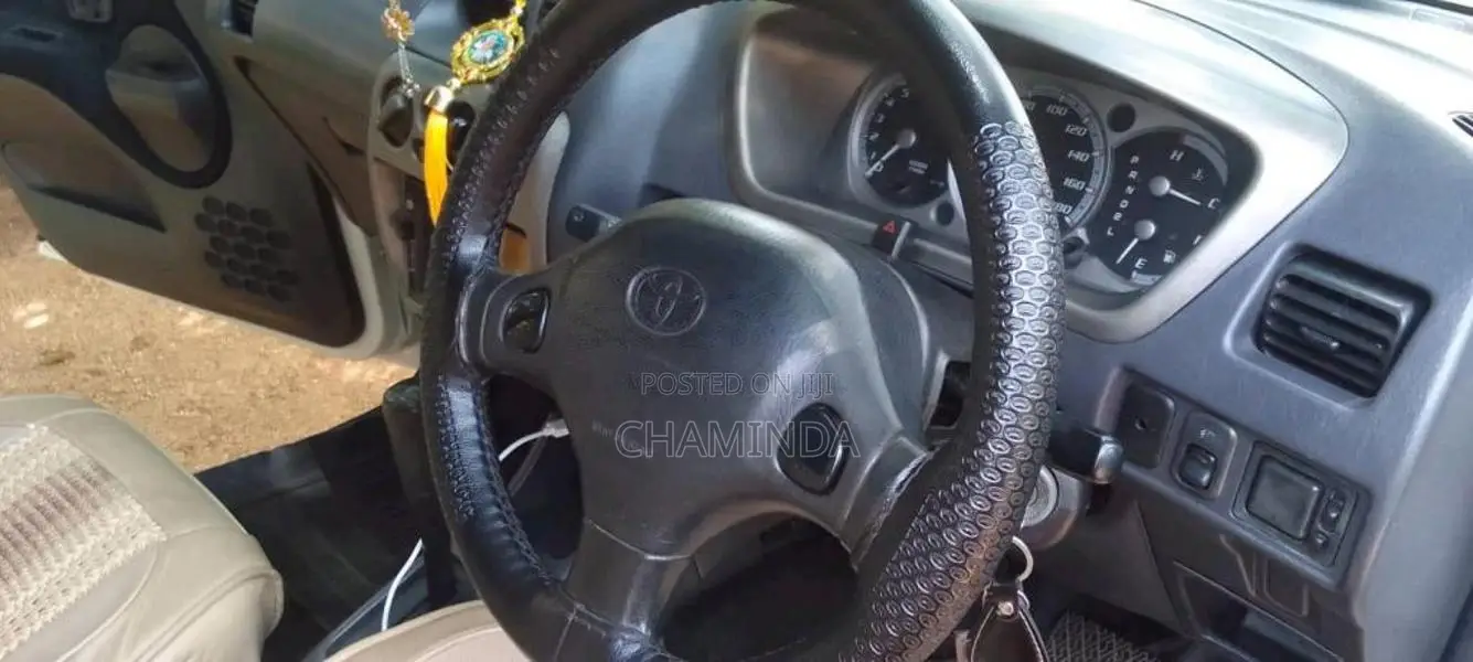 Toyota CAMI 2000 SUV (Used)