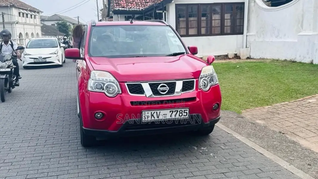 Nissan X-Trail 2012 SUV (Used)