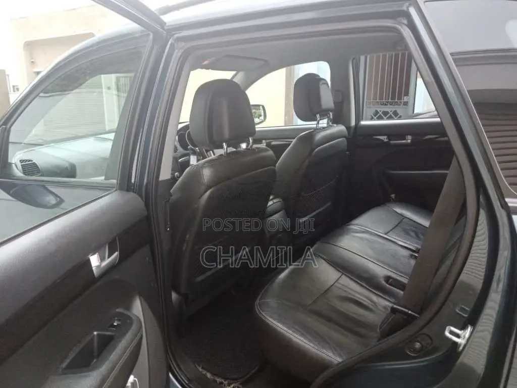 Kia Sorento 2012 SUV (Used)