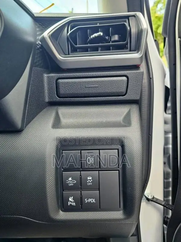 Toyota Raize Hybrid 2026 SUV Brand New