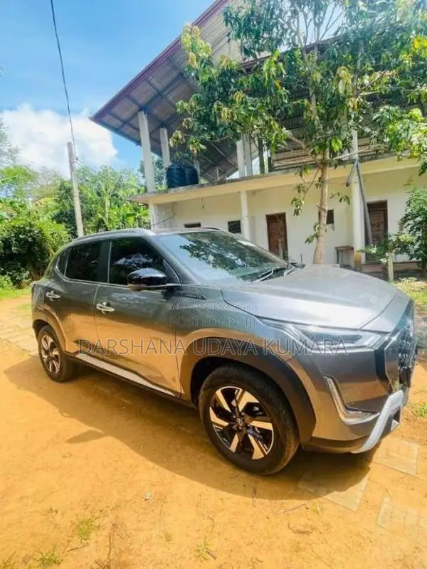 Nissan Magnite 2025 SUV (Used)