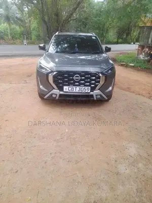 Nissan Magnite 2025 SUV (Used)