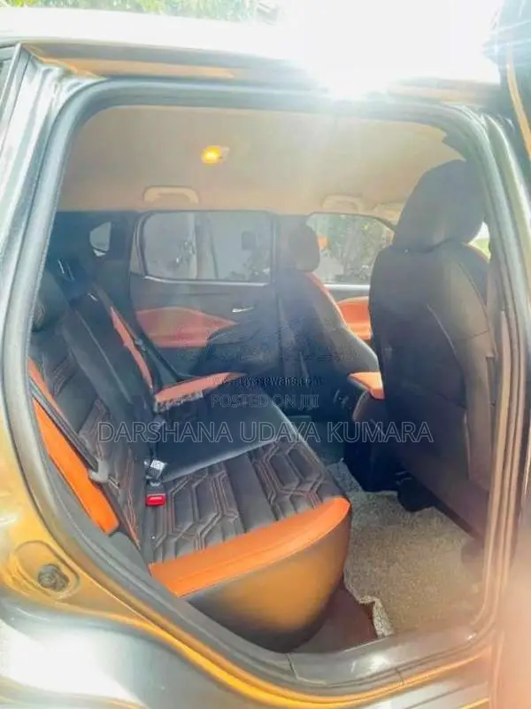 Nissan Magnite 2025 SUV (Used)