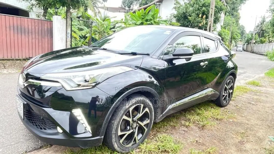 Toyota CHR 2018 SUV (Used)