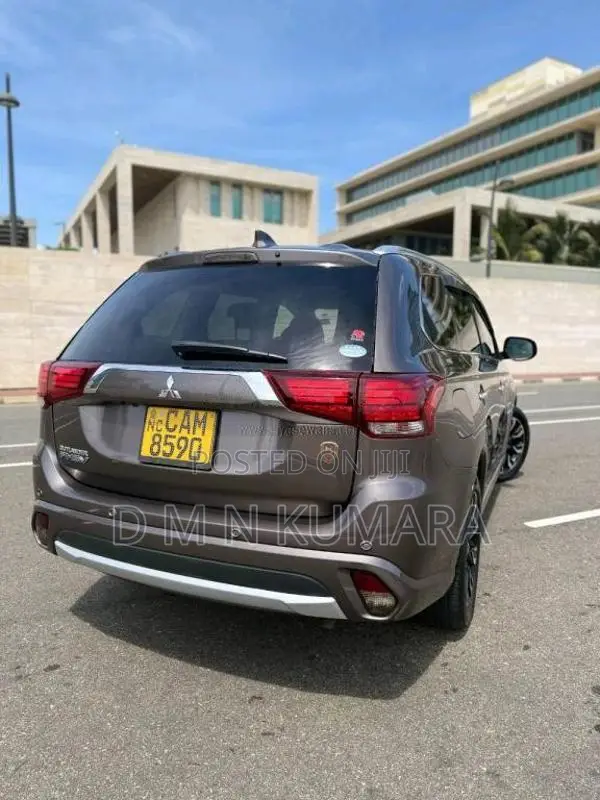 Mitsubishi Outlander 2015 SUV (Used)