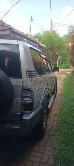 Toyota Land Cruiser Prado 1998 SUV (Used)