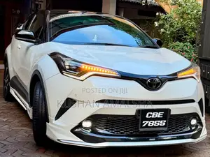 Toyota CHR 2018 SUV (Used)